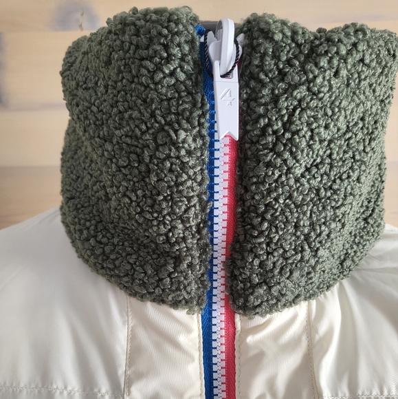 NWT FourLaps Polar Quilted Sherpa Jacket Reversible Unisex Medium Thyme/White - Picture 9 of 15